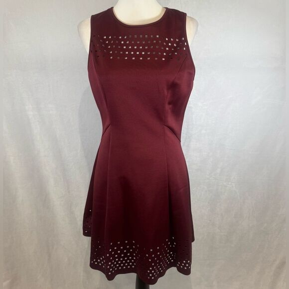 Burgundy wine laser cutout aline dress size medium - Picture 1 of 7